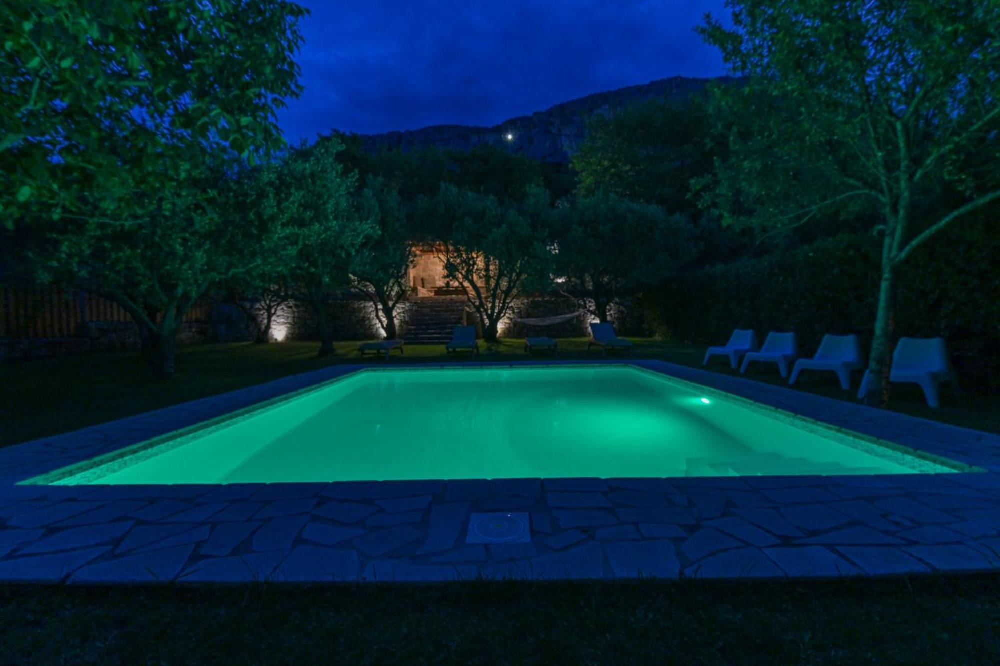 Holiday Home Radic Klis ภายนอก รูปภาพ